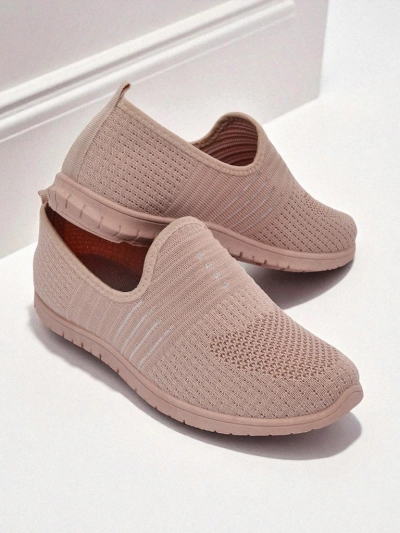 Ženski čevlji Aelia roza iz blaga, udobni mokasini z ravno peto