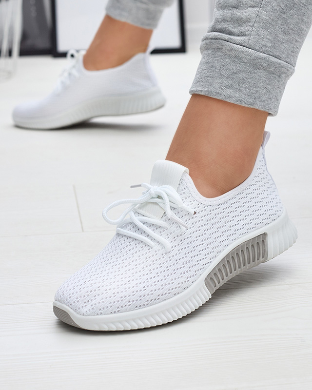 Royalfashion Białe damskie materiałowe buty sportowe Vobbu