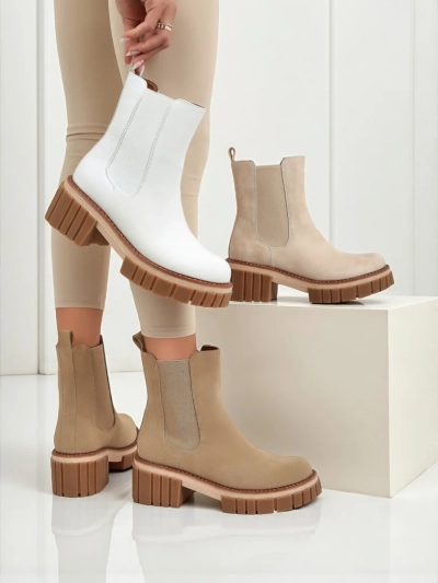 Gležnarji s peto iz eko nubuka Amber Walk