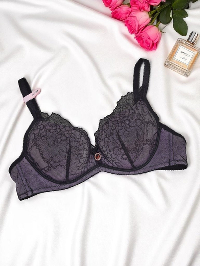 Royalfashion Ženski podložen modrček s čipko Romance Push-Up