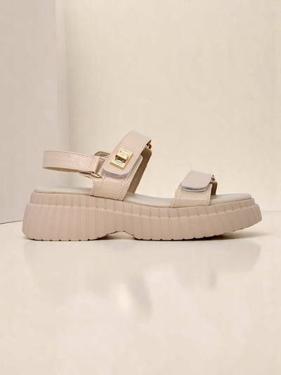 Royalfashion Ženski sandali na debelejšem podplatu Aganda