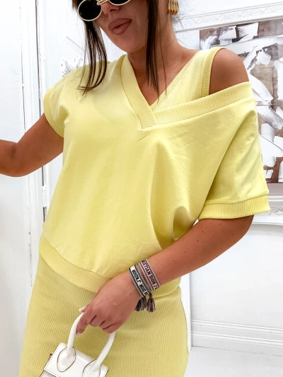 Royalfashion Ženski set z razkrivajočo sweatshirt in obleko do kolen