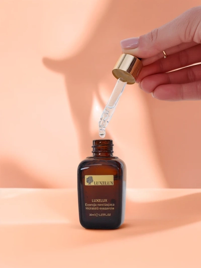 LUXELUX Vlažilna esenca za obraz 30ml