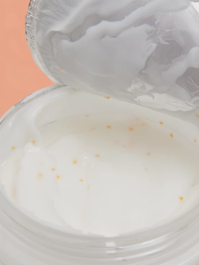 Luxelux FREESIA BLOSSOM Čarovni balzam za telo z zelenim čajem in medom 250 ml