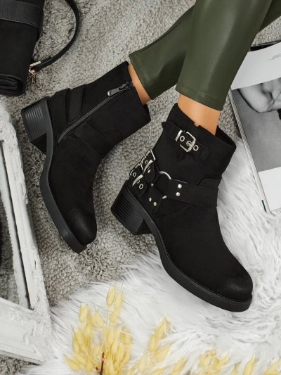 Botas tobilleras de mujer de ante ecológico con hebillas Valtos