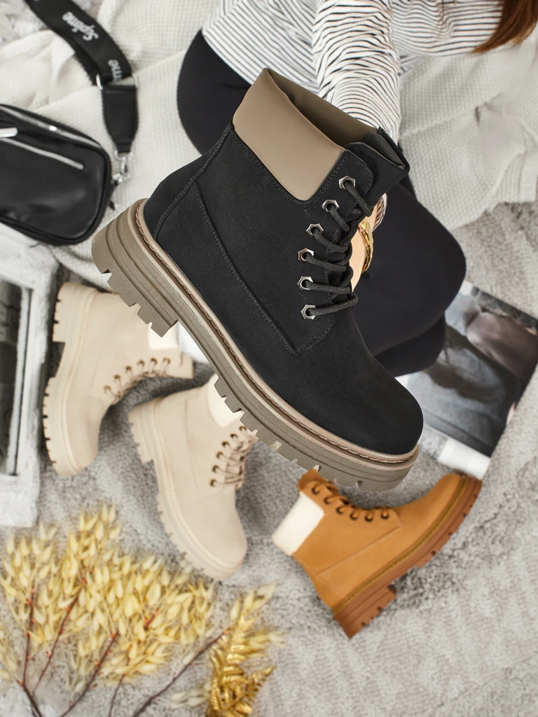 Ženski pohodniški gležnarji Avienne