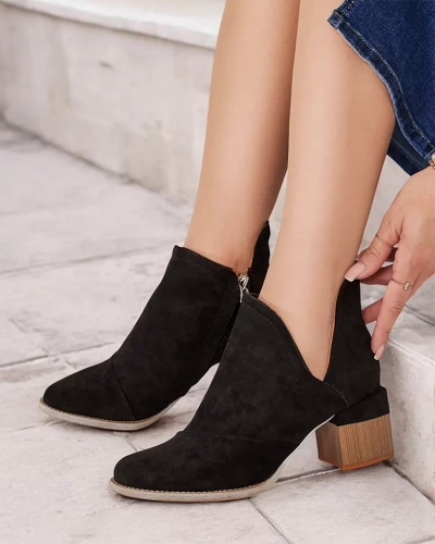 Czarne damskie ocieplane botki na brązowym słupku Karela - Obuwie