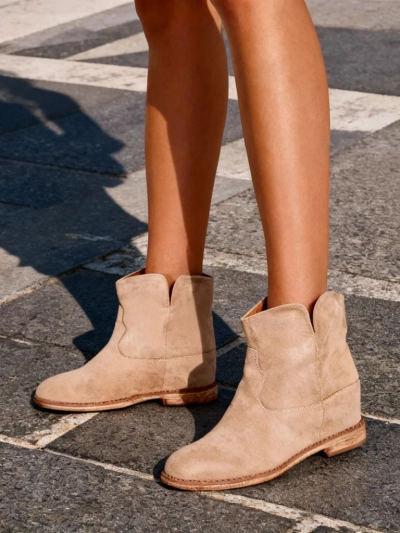 Royalfashion Čizme u kauboj stilu na prekrivenoj platformi Blueston