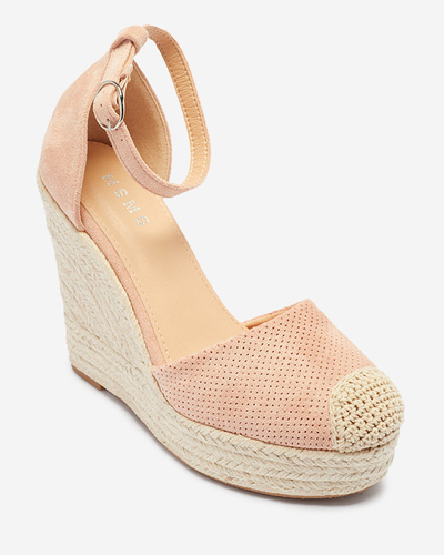 Royalfashion Różowe damskie sandały na koturnie Meylasi