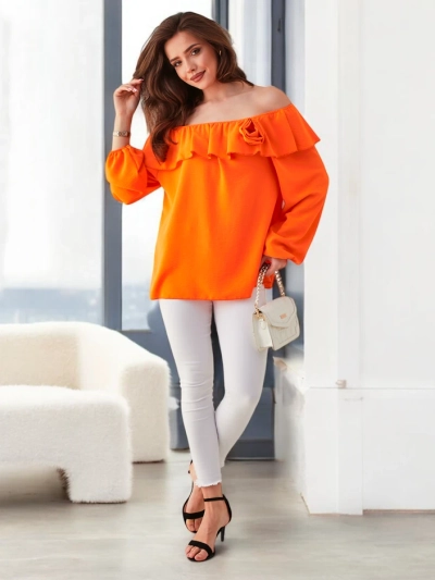 Royalfashion Ženska bluzka v španskem slogu z gubami in cvetom