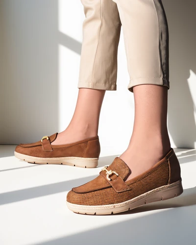 Royalfashion Ženske nizke čevlje z okrasom na prstih