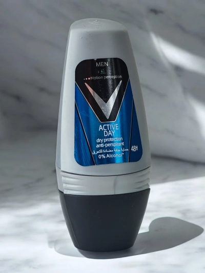 Moški roll-on deodorant-antiperspirant 50 ml
