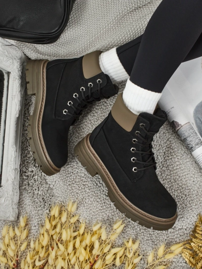 Ženski pohodniški gležnarji Avienne