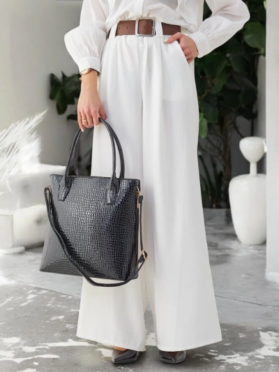 Royalfashion Torbica iz patentne kože za ženske z embosiranjem