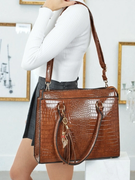 Ženska shopper torbica iz eko usnja z reliefom Seraphyne