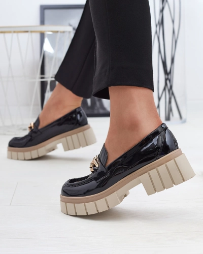 Royalfashion Lakierowane mokasyny damskie w kolorze czarnym Aquan