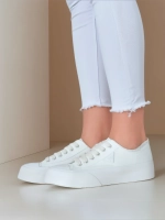 Biały