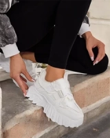 Biały