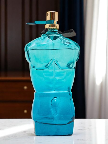 Navdihnjen eau de parfum za moške GROOM