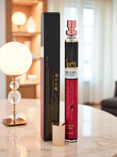 Aura Divina - Ženski parfum Very Cool Girl Story of Love 30ml