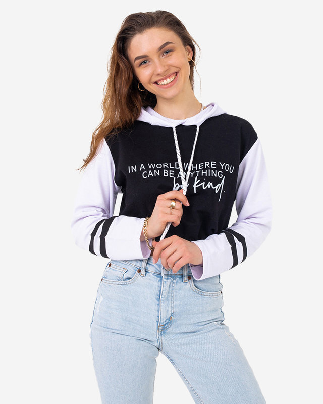 Royalfashion Czarna damska bluza crop top z kapturem i napisami
