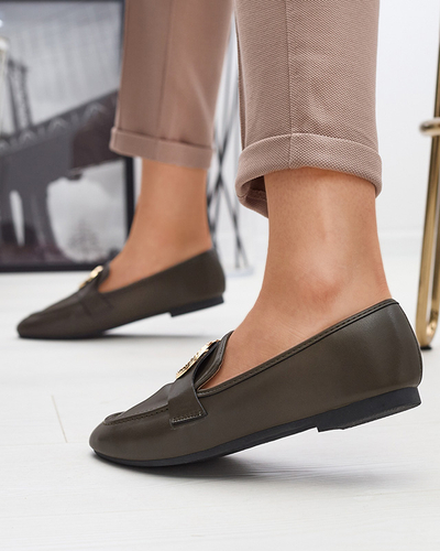 Royalfashion Ciemnozielone mokasyny damskie ze złotą ozdobą Uletta