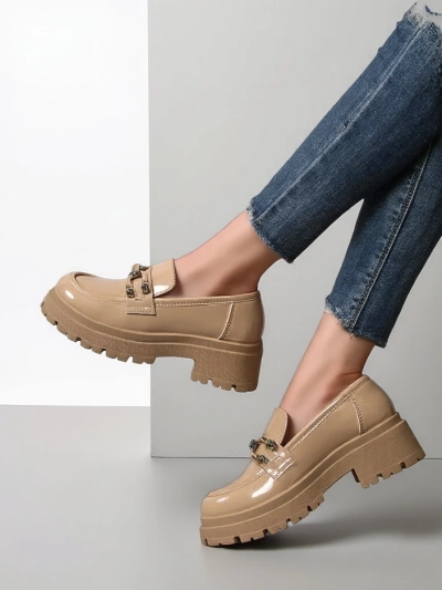 Royalfashion Ženske lakirane usnjene loaferice Arieda