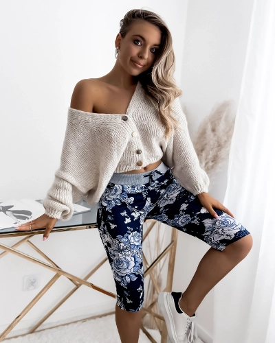 Royalfashion Ženske 3/4 kratke hlače mornarsko modre barve s cvetličnim vzorcem PLUS SIZE