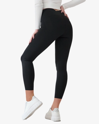 Royalfashion Czarne damskie legginsy z szeroką gumą w pasie