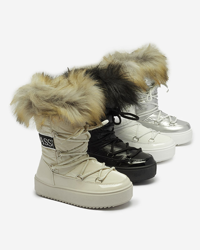 Royalfashion Czarne dziecięce wsuwane buty a'la śniegowce z futerkiem Asika