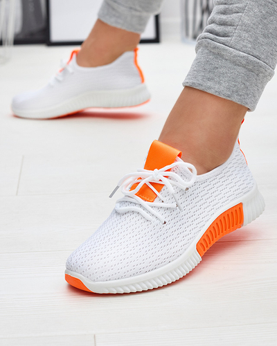 Royalfashion Białe damskie buty sportowe z pomarańzowymi wstawkami Kedeti