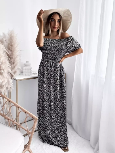 Royalfashion Czarna damska sukienka maxi w kwiaty 