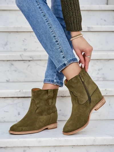 Royalfashion Čizme u kaubojskom stilu na pokrivenoj klinasti potpetici Patorias