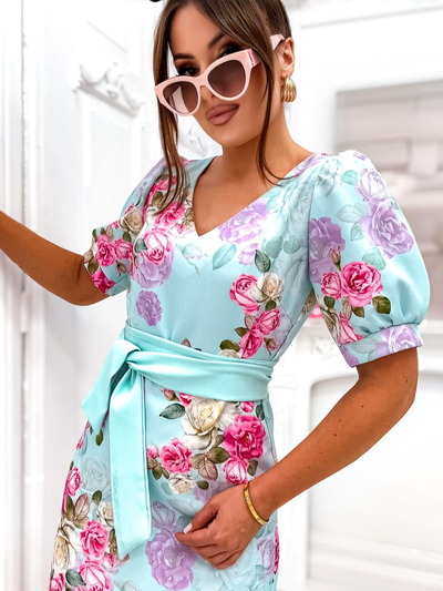 Royalfashion Ženska obleka do kolen s kratkimi pufastimi rokavi in pasom z lepimi vrtnicami