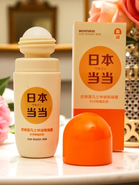 Ženski vlažilni gel dezodorant-antiperspirant v roll-onu