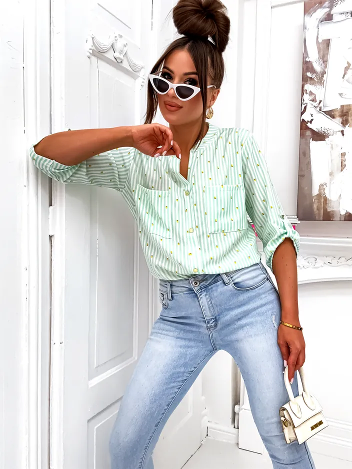 Royalfashion Ženska črtasta majica z limonami in V-izrezom
