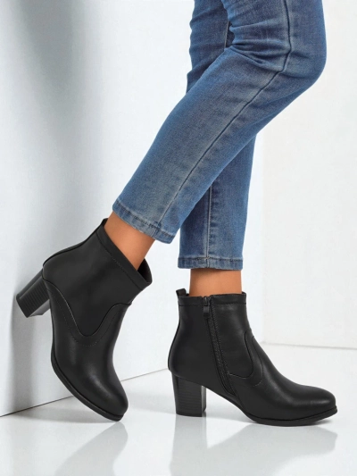 Ženski gležnarji iz eko usnja s peto Lunar Crest