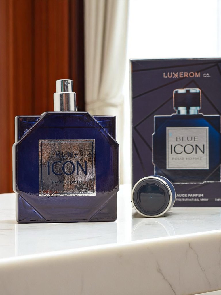 Navdihnjen eau de parfum za moške Blue Icon