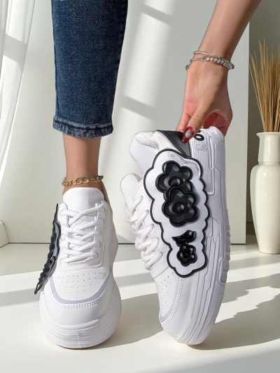 Royalfashion Ženske superge z dekorativnim zgornjem Nendales