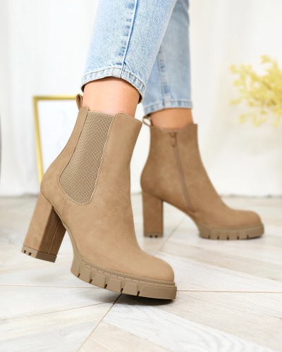 Royalfashion Svetlo rjavi ženski škornji z visoko peto Seihay