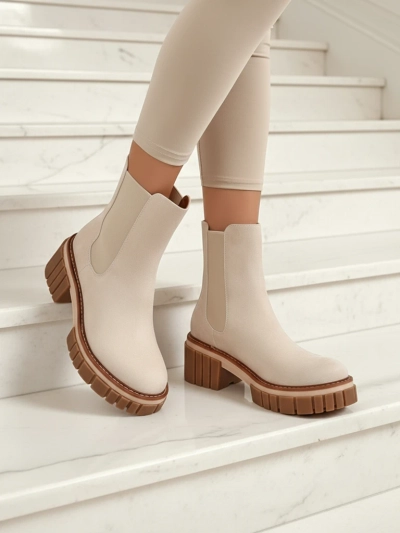 Gležnarji s peto iz eko nubuka Amber Walk