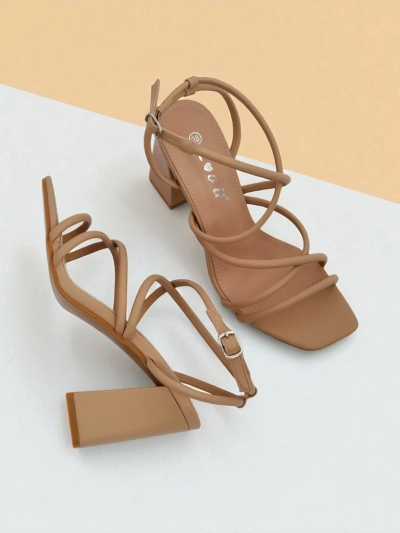 Royalfashion Ženski sandali s kvadratasto peto Elysia