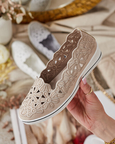 Royalfashion Ženski polpravi čevlji z nizko peto Dellio