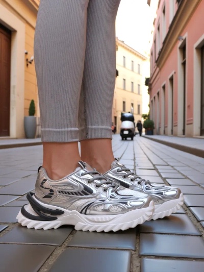 Royalfashion Ženski lakirani športni copati Leysi