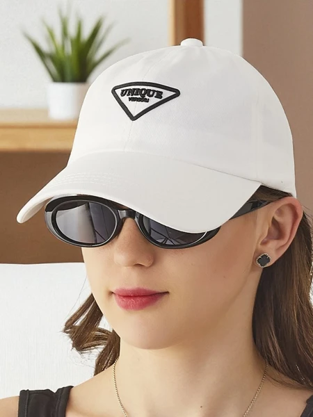 Royalfashion Baseball kapa s našitkom Flash Cap