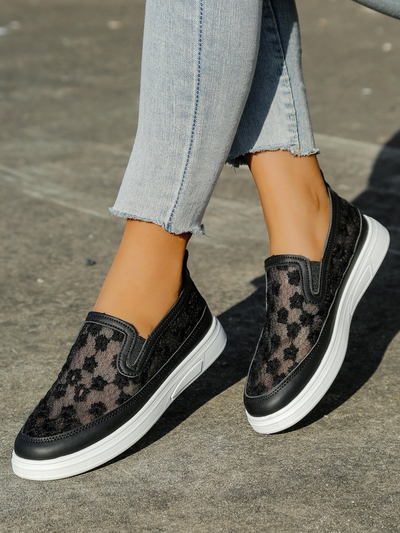 Royalfashion Ženske mrežaste loaferje s cvetlicami Emzos