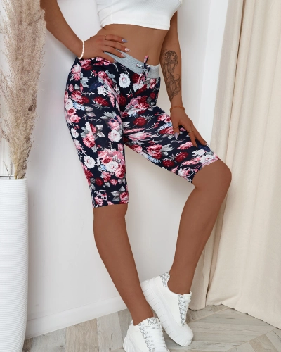 Royalfashion Bordowe damskie spodenki 3/4 z kwiatowym wzorem PLUS SIZE