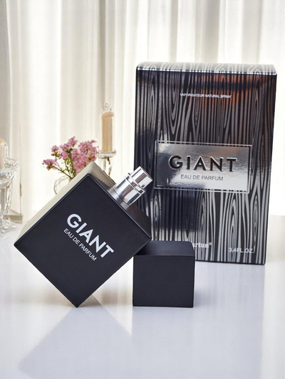 Navdihnjen eau de parfum za moške Giant Black