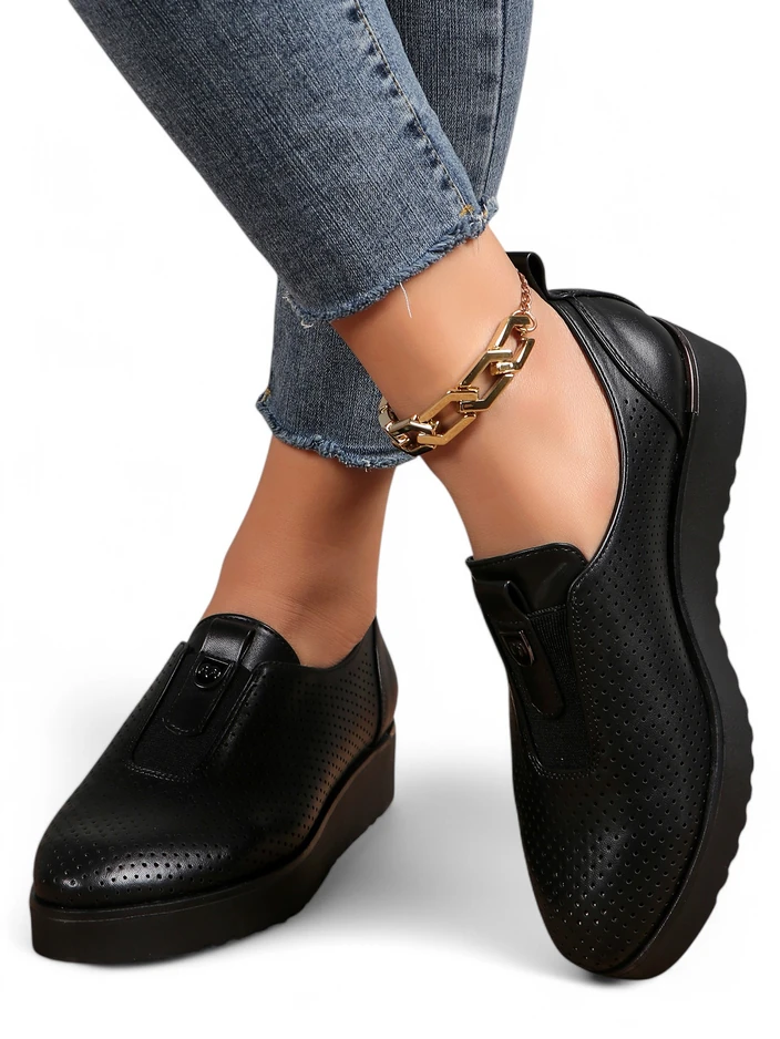 Royalfashion Ženske natikače z luknjami Goffies