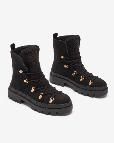 Royalfashion Črni izolirani ženski škornji traper z ovčjo kožo Lery Walk